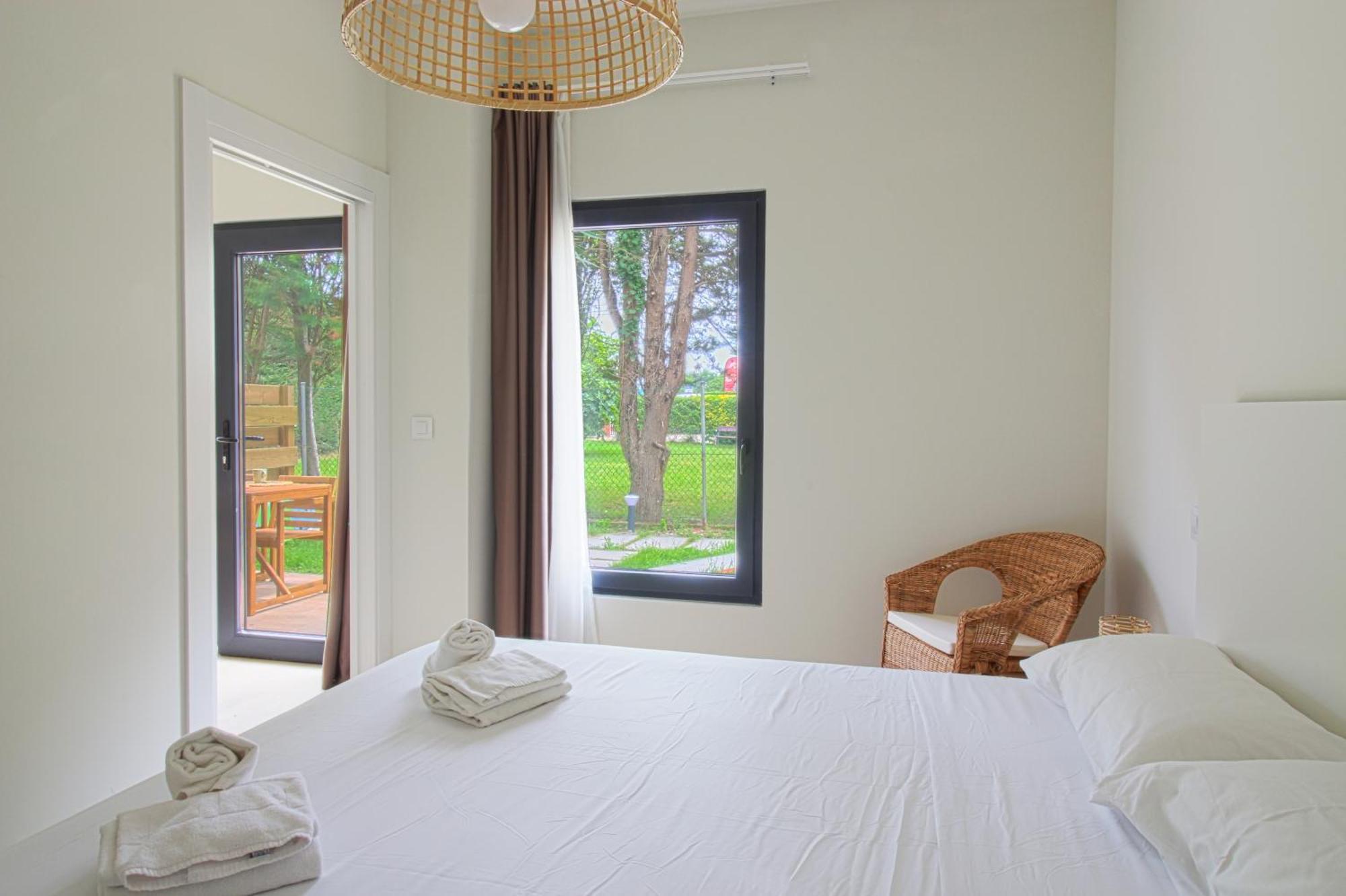 Apartamentos Costa Meron ซาน บีเซนเต เด ลา บาร์เกรา ภายนอก รูปภาพ