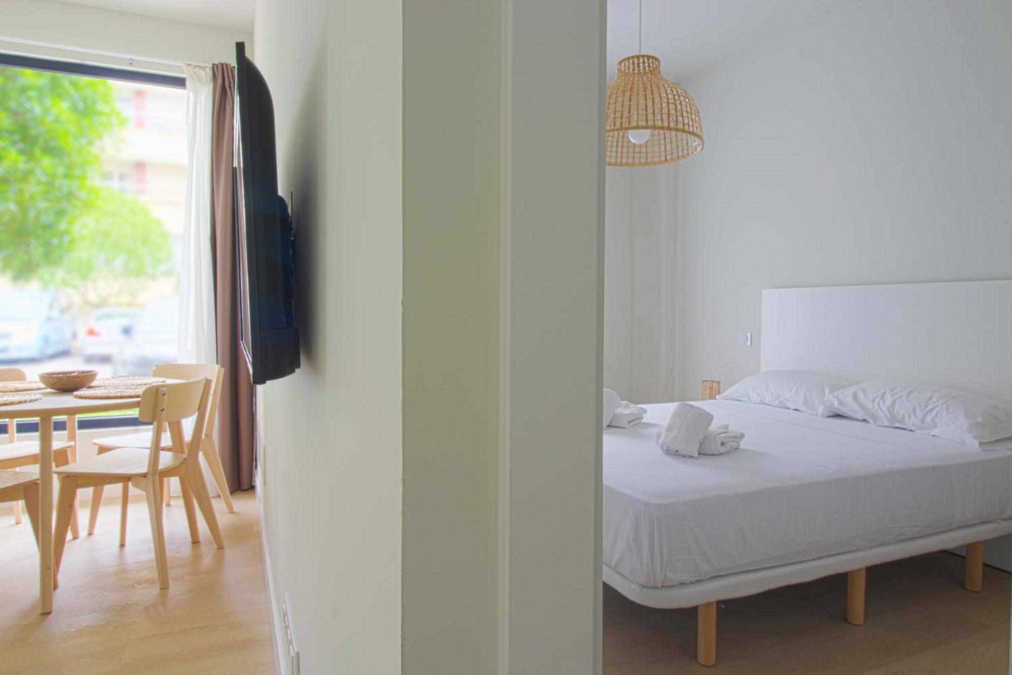 Apartamentos Costa Meron ซาน บีเซนเต เด ลา บาร์เกรา ภายนอก รูปภาพ