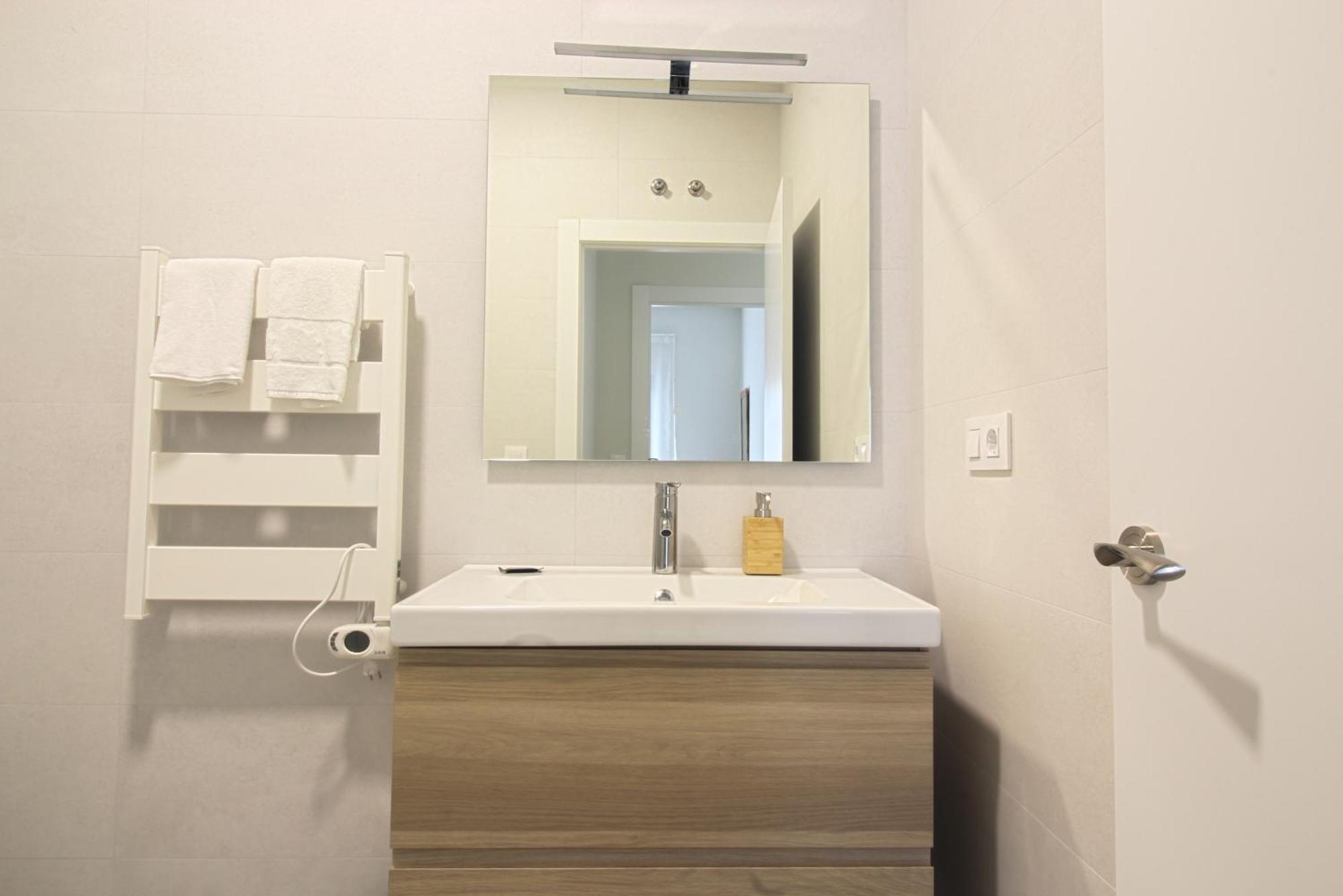 Apartamentos Costa Meron ซาน บีเซนเต เด ลา บาร์เกรา ภายนอก รูปภาพ